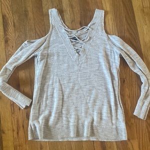 EXPRESS SIZE L LONG SLEEVE SWEATER